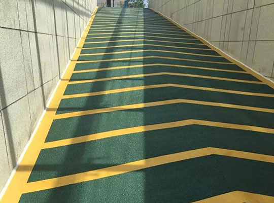 无震动防滑坡道地坪